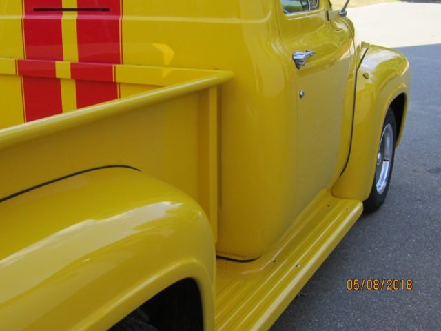 1956 Ford F-100 - photo 3