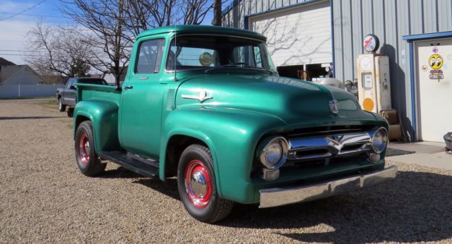 1956 Ford F100 ½ ton short box custom cab truck 1956 Ford F-100 Custom Cab