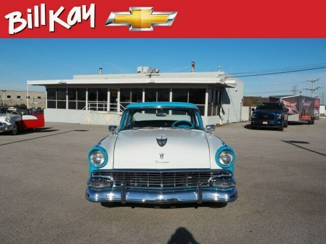 1956 Ford Fair lane coupe - photo 2