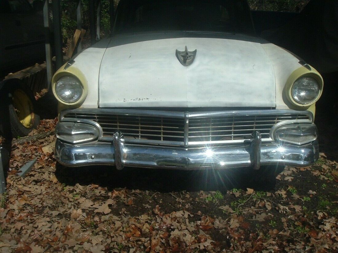 1956 Ford Fairlane - photo 3