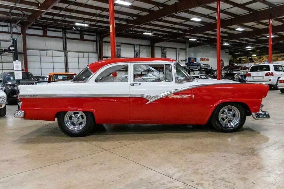 1956 Ford Fairlane - photo 6