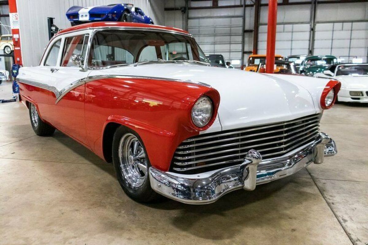1956 Ford Fairlane - photo 7