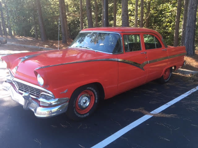 1956 Ford Fairlane Town Sedan - photo 2