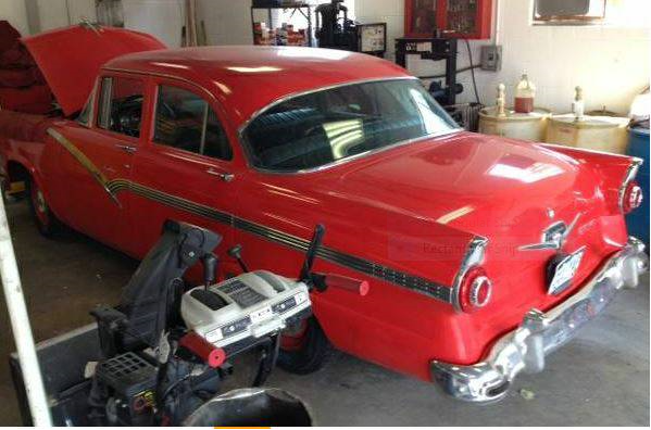 1956 Ford Fairlane Town Sedan - photo 4