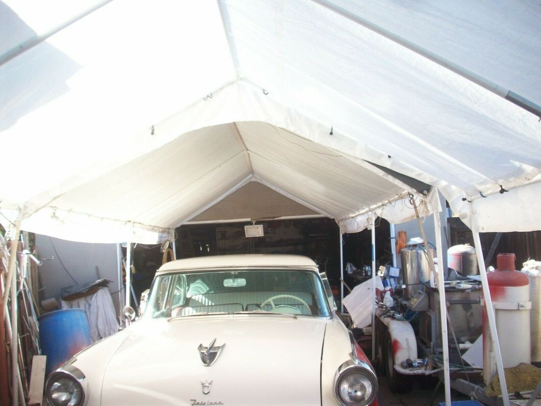 1956 Ford Fairlane base - photo 2