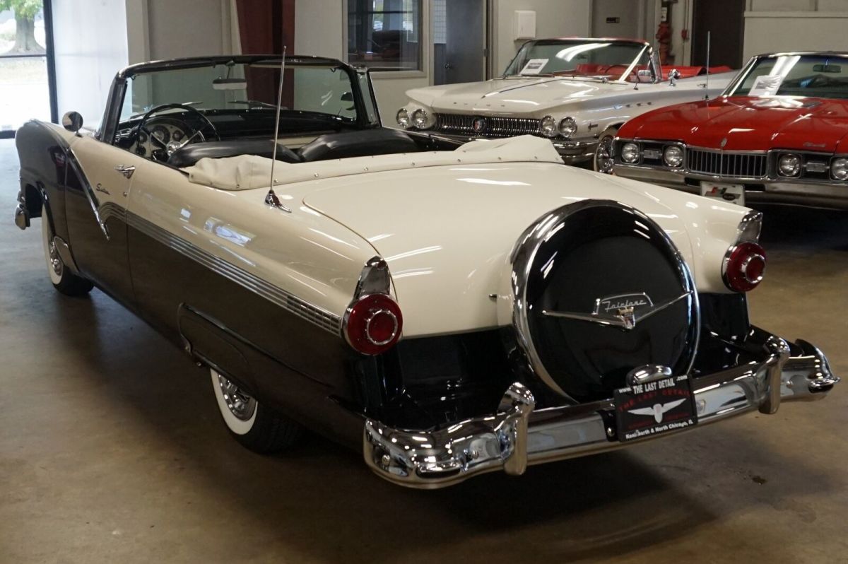 1956 Ford Fairlane Sunliner - photo 2