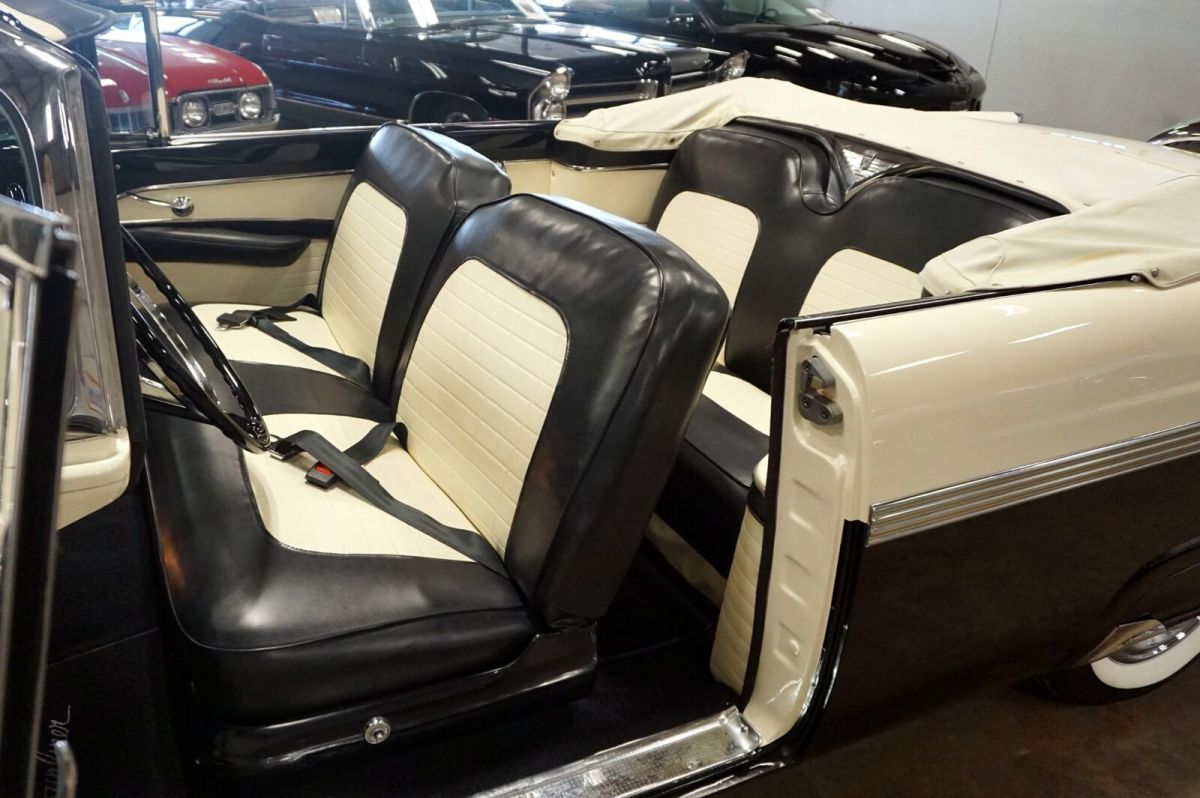 1956 Ford Fairlane Sunliner - photo 4