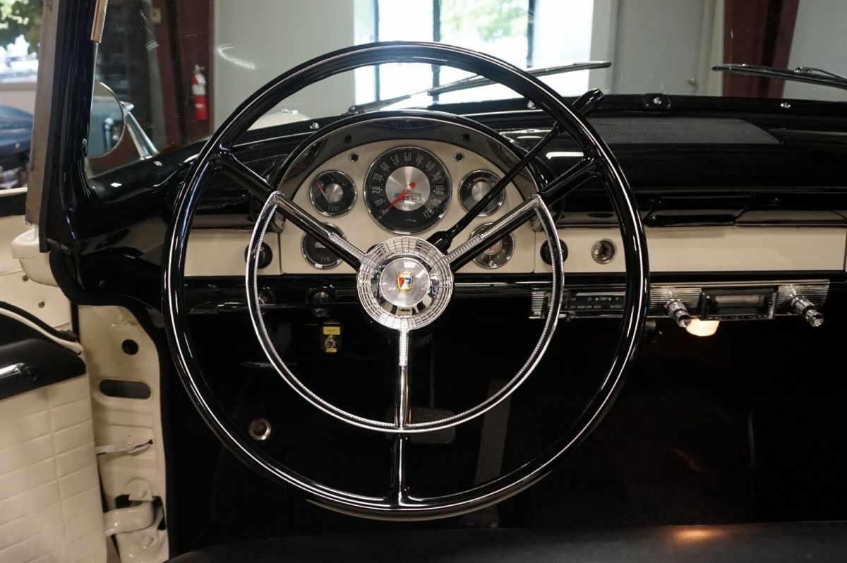 1956 Ford Fairlane Sunliner - photo 6