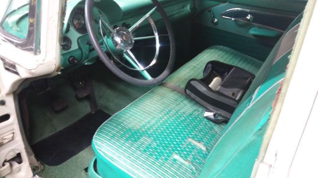1956 Ford Fairlane Town Sedan - photo 9