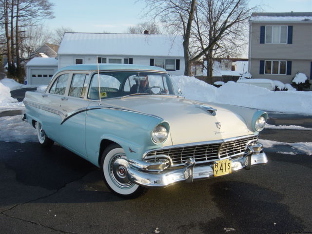 1956 FORD FAIRLANE TOWN SEDAN w/ 292 THUNDERBIRD V8 1956 Ford Fairlane