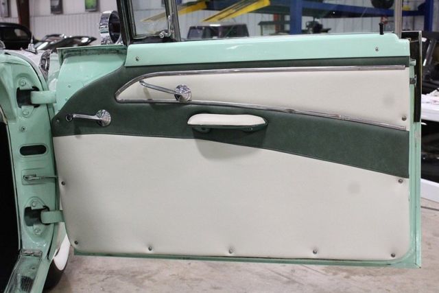 1956 Ford Fairlane Victoria - photo 11