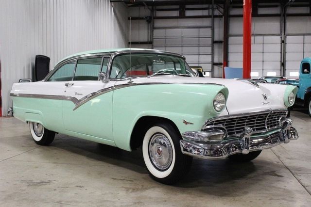 1956 Ford Fairlane Victoria - photo 7