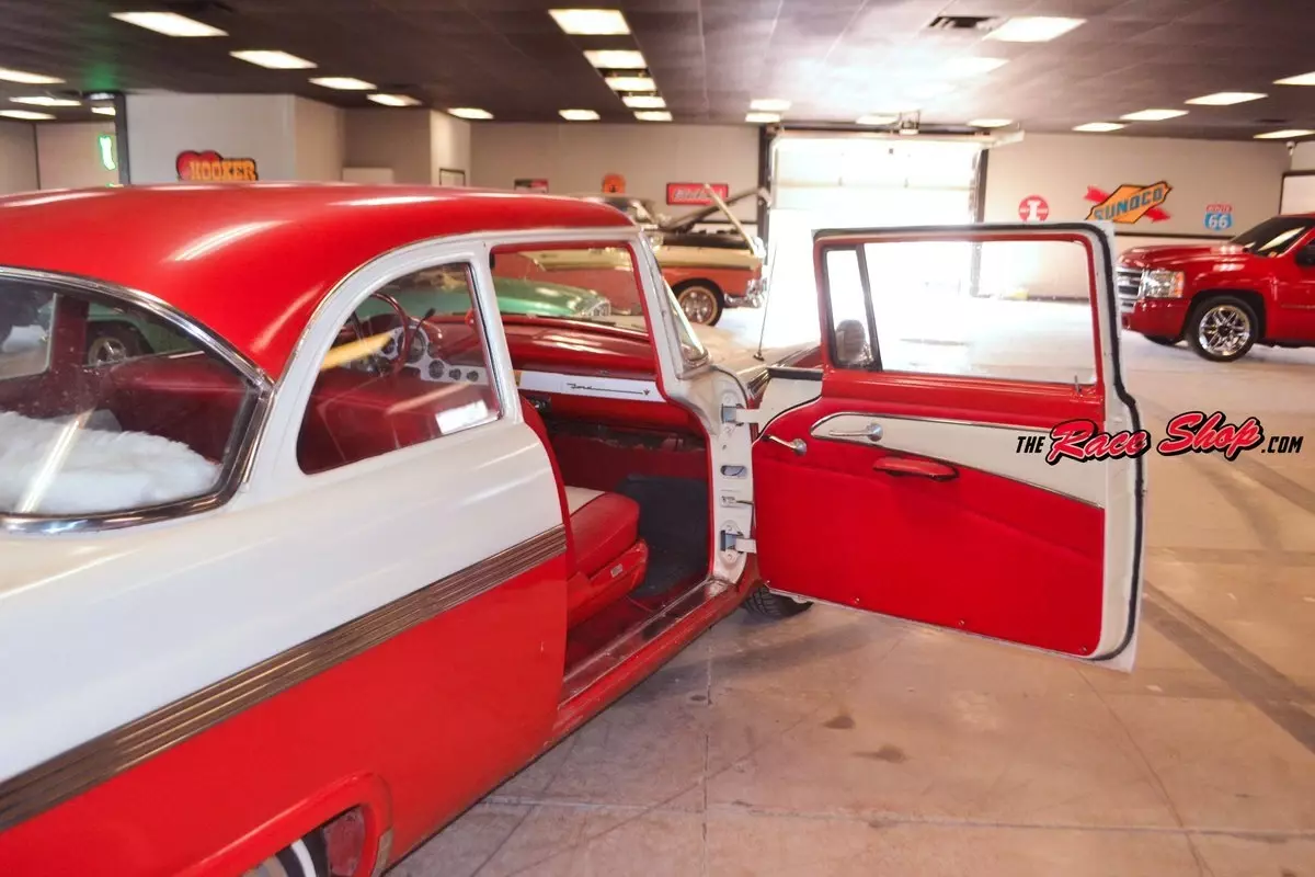 1956 Ford Fairlane - photo 10