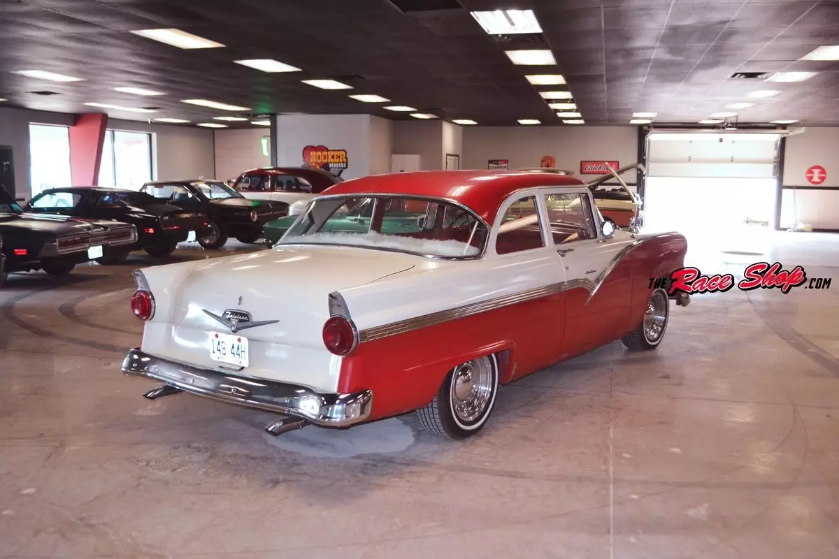 1956 Ford Fairlane - photo 6