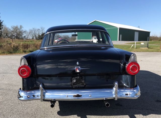 1956 Ford Fairlane - photo 10