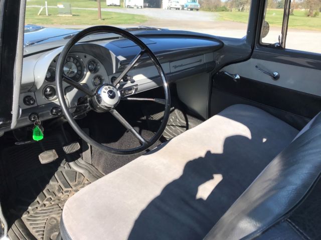 1956 Ford Fairlane - photo 11