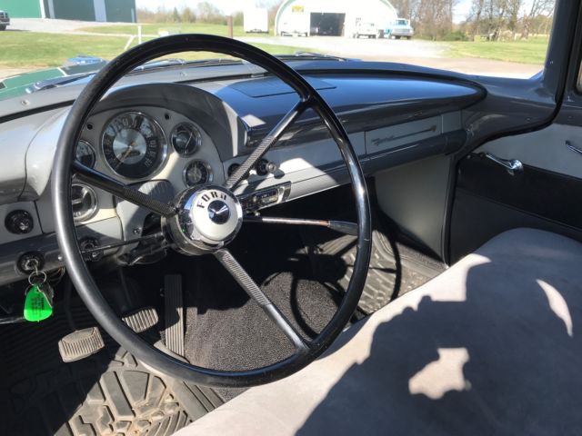 1956 Ford Fairlane - photo 13