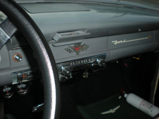 1956 Ford Fairlane - photo 13