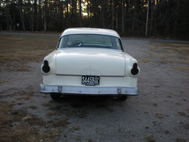 1956 Ford Fairlane - photo 4