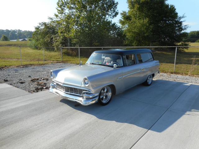 1956 Ford Ranch Wagon Base 5.1L 1956 Ford ranch wagon
