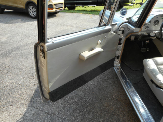 1956 Ford ranch wagon - photo 12