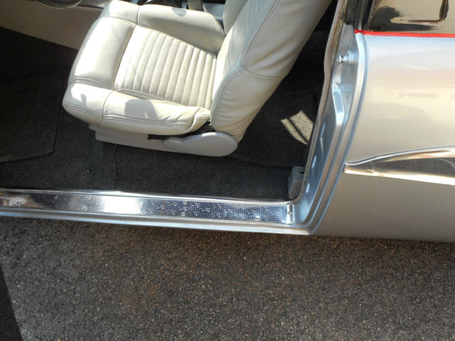 1956 Ford ranch wagon - photo 13