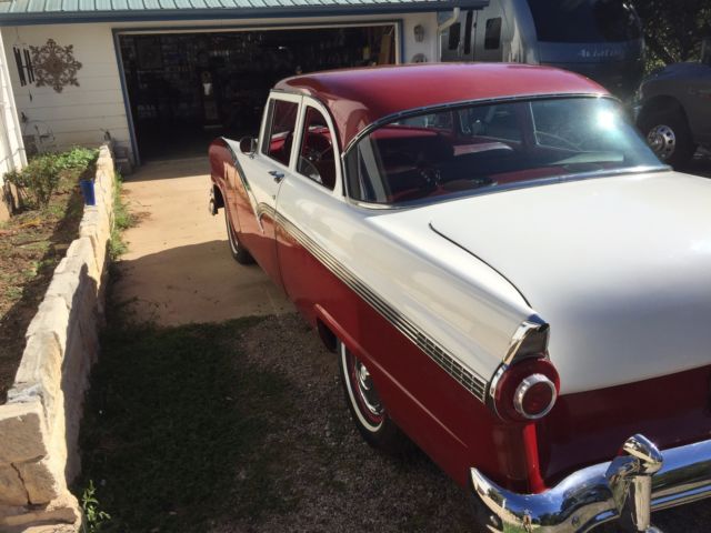 1956 Ford Fairlane - photo 4