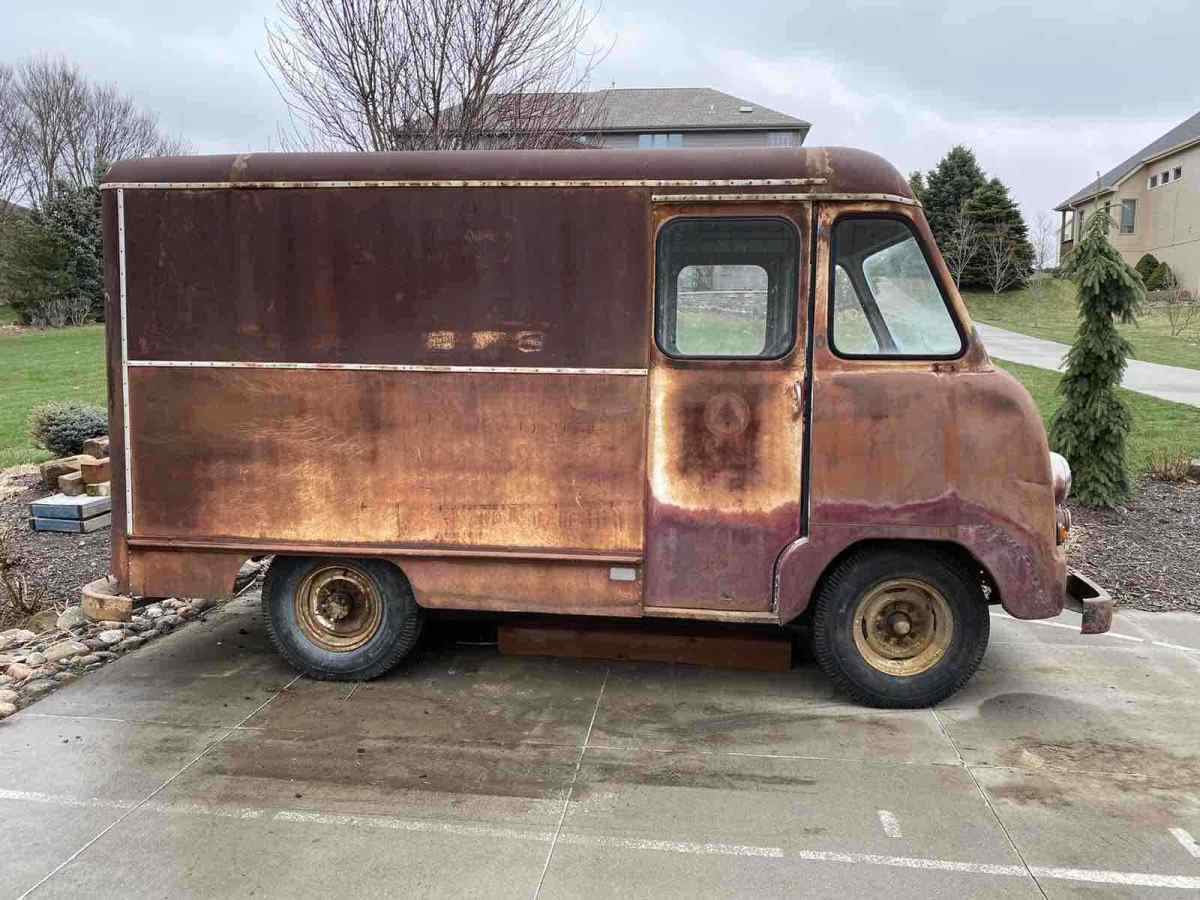 1956 Ford Step Van - photo 2