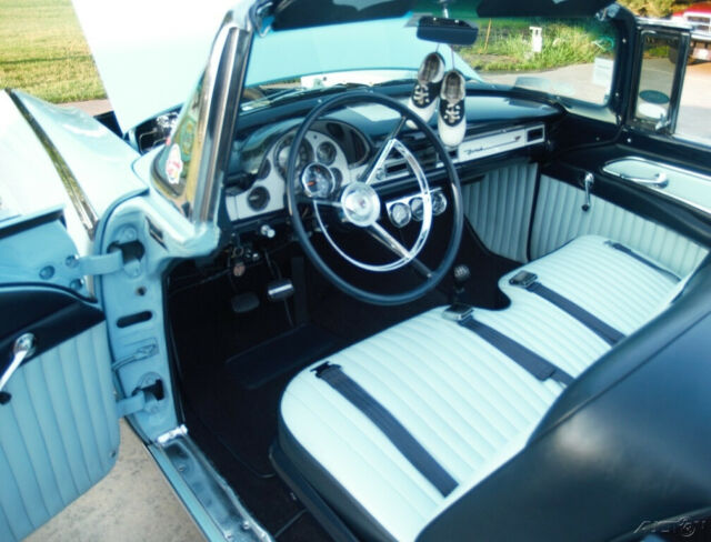 1956 Ford Sunliner - photo 3