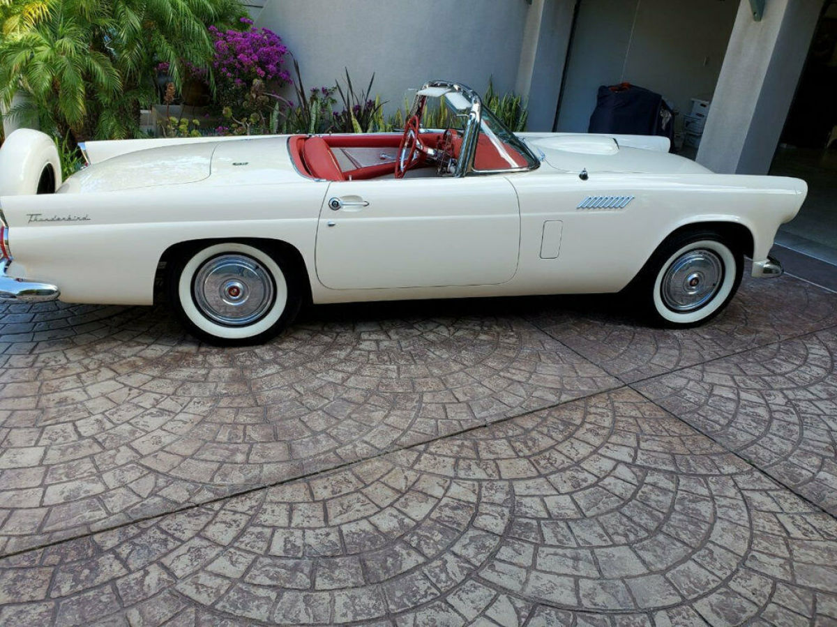 1956 Ford Thunderbird - photo 12