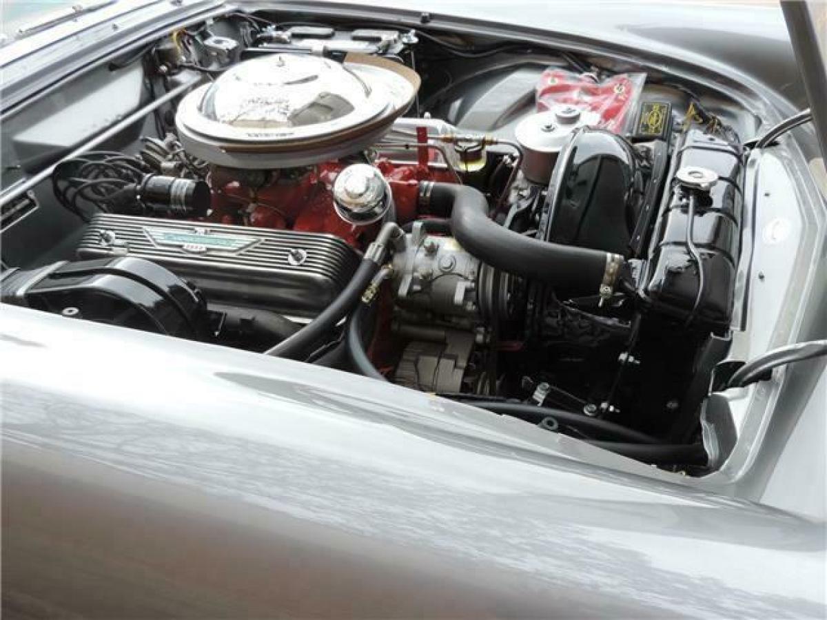 1956 Ford Thunderbird - photo 11