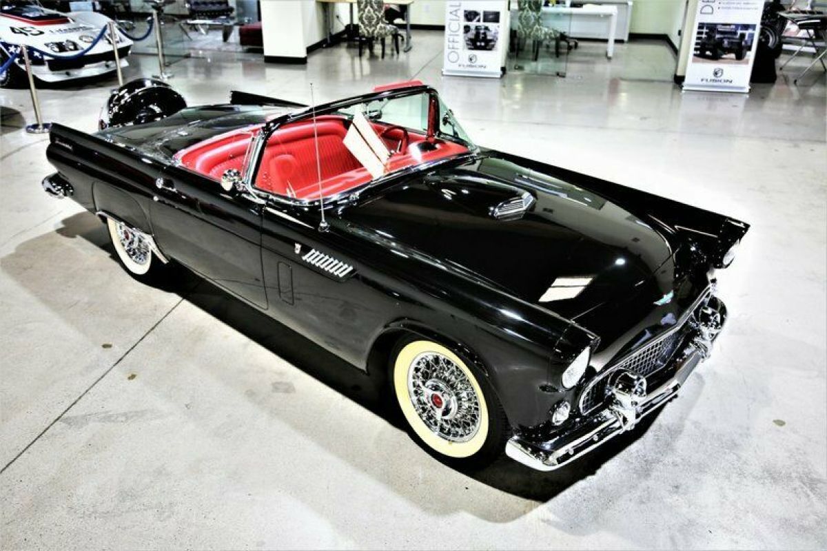 1956 Ford Thunderbird - photo 12