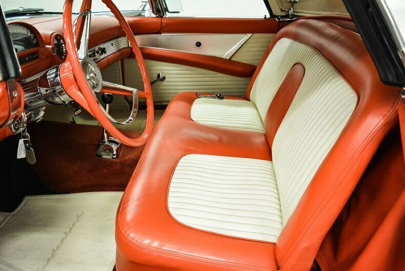 1956 Ford Thunderbird - photo 12