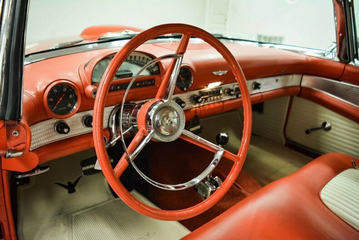 1956 Ford Thunderbird - photo 13