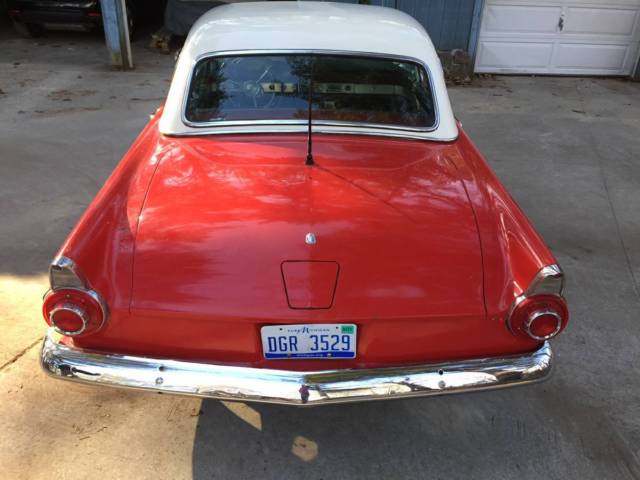 1956 Ford Thunderbird - photo 3