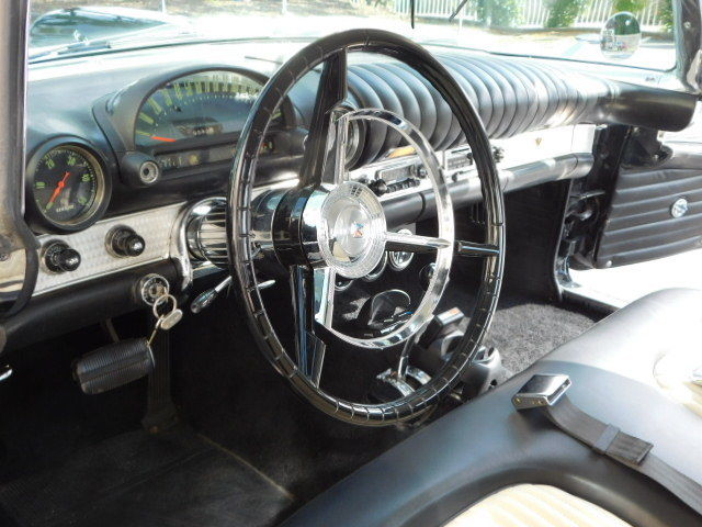 1956 Ford Thunderbird - photo 2
