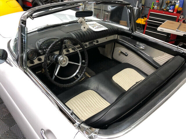 1956 Ford Thunderbird - photo 11