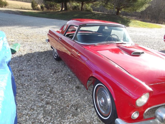 1956 Ford Thunderbird - photo 2