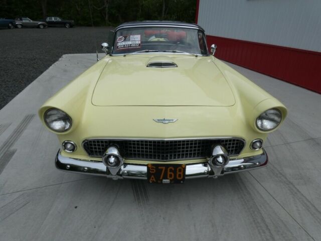 1956 Ford Thunderbird - photo 2