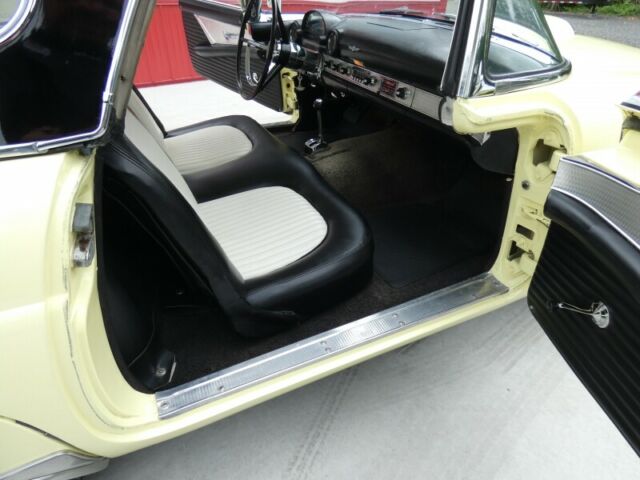 1956 Ford Thunderbird - photo 9