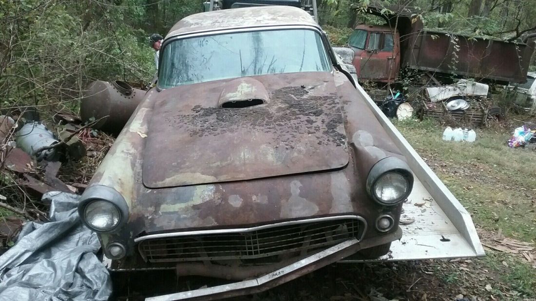 1956 Ford Thunderbird - photo 2