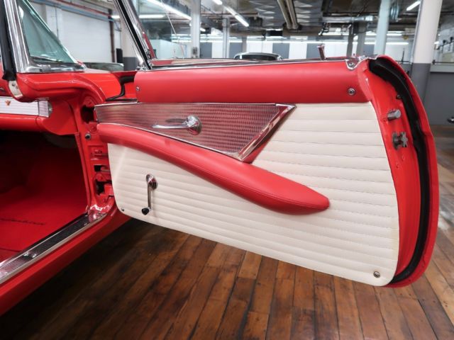1956 Ford Thunderbird Spectacular - photo 11