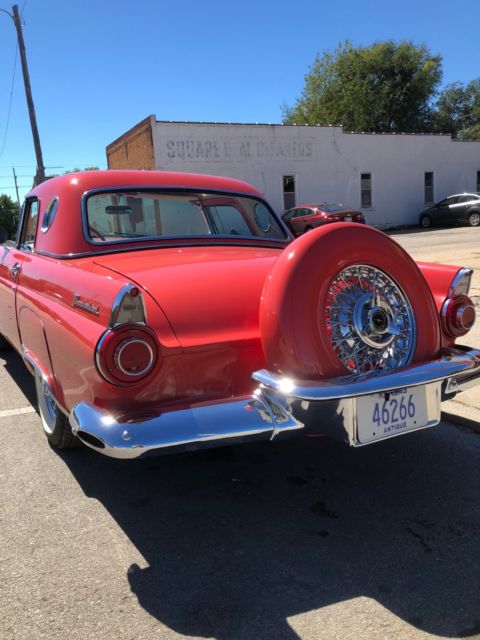 1956 Ford Thunderbird - photo 2