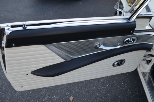 1956 Ford Thunderbird Hard Top - photo 12