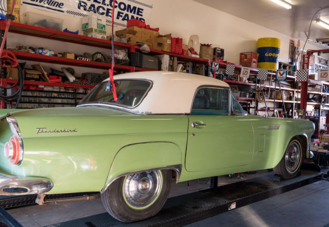1956 Ford Thunderbird - photo 3