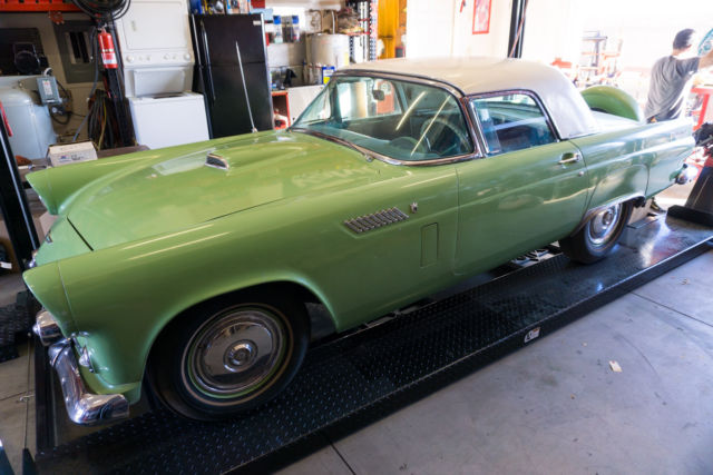 1956 Ford Thunderbird - photo 4