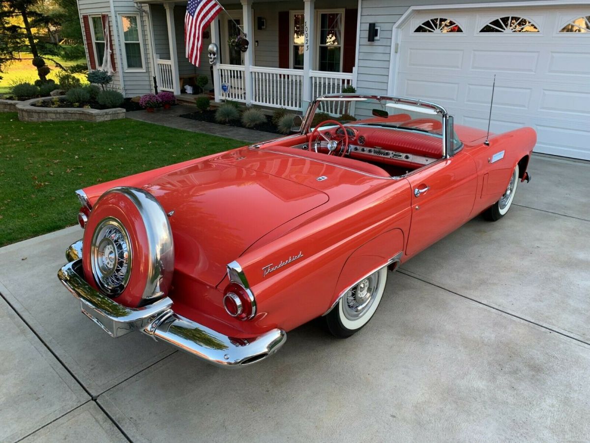 1956 Ford Thunderbird - photo 3