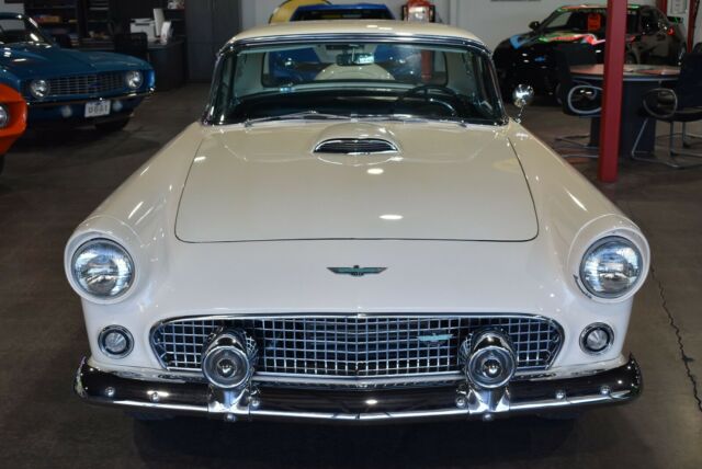 1956 Ford Thunderbird Convertible - photo 3