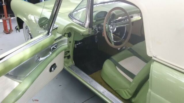 1956 Ford Thunderbird - photo 11