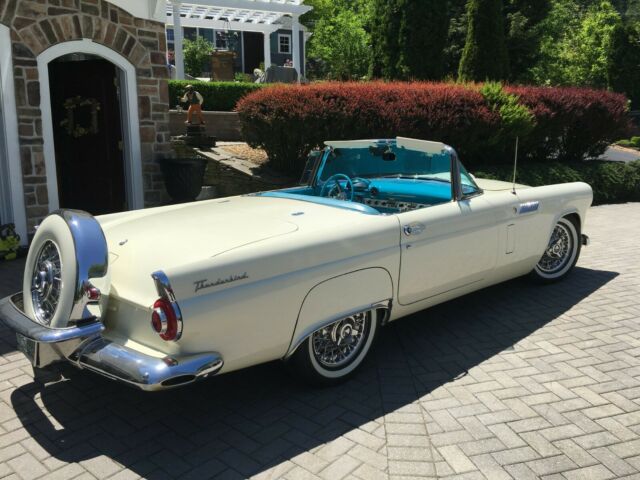 1956 Ford Thunderbird - photo 4